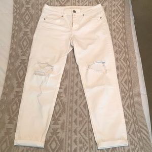 American Eagle Tom Girl white ripped denim jeans 4